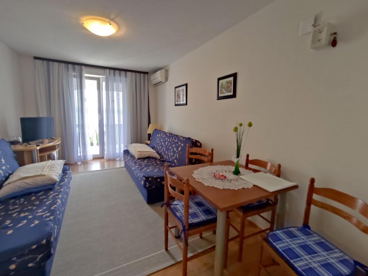 Panaramico Superior Apartments Lili With Sea View In Dramalj Buitenkant foto