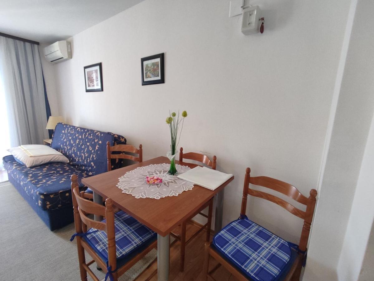 Panaramico Superior Apartments Lili With Sea View In Dramalj Buitenkant foto